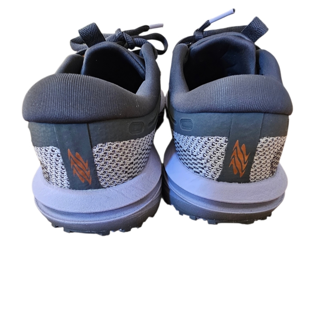 Brooks Women's Gray and Lavender Running Shoes - Picture 6 of 7